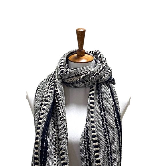 Design Imports Tribal Scarf Cream/Black One Size - Picture 5 of 14